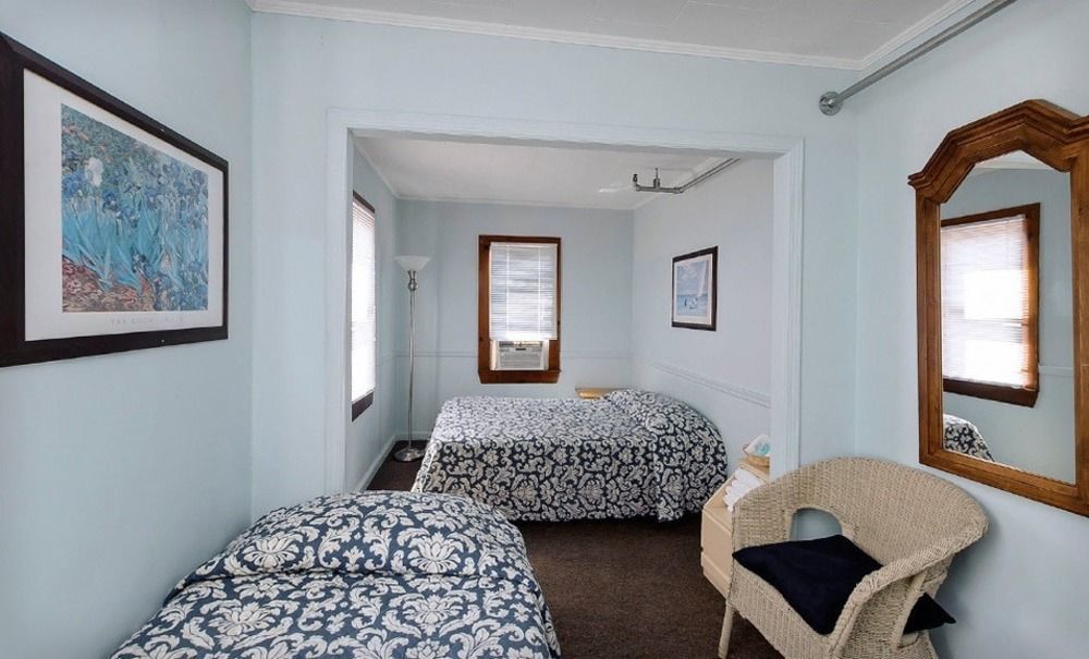Clegg'S Hotel Ocean Beach Екстериор снимка